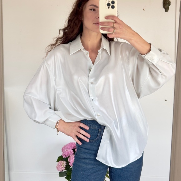 NWT / S/ ZARA Flowy Oversized Shimmer White  Pearl blouse button down shirt - Picture 2 of 16
